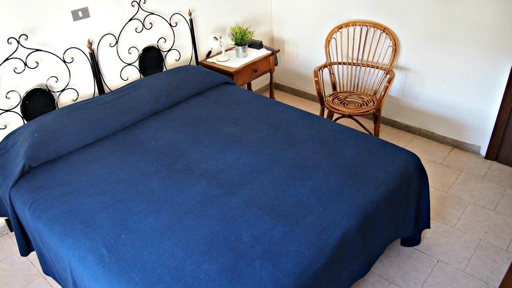 Hotel Villa Furia Bellaria-Igea Marina Pokoj fotografie